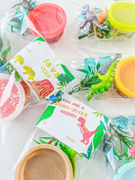FREE Dinosaur Valentine's Day Labels